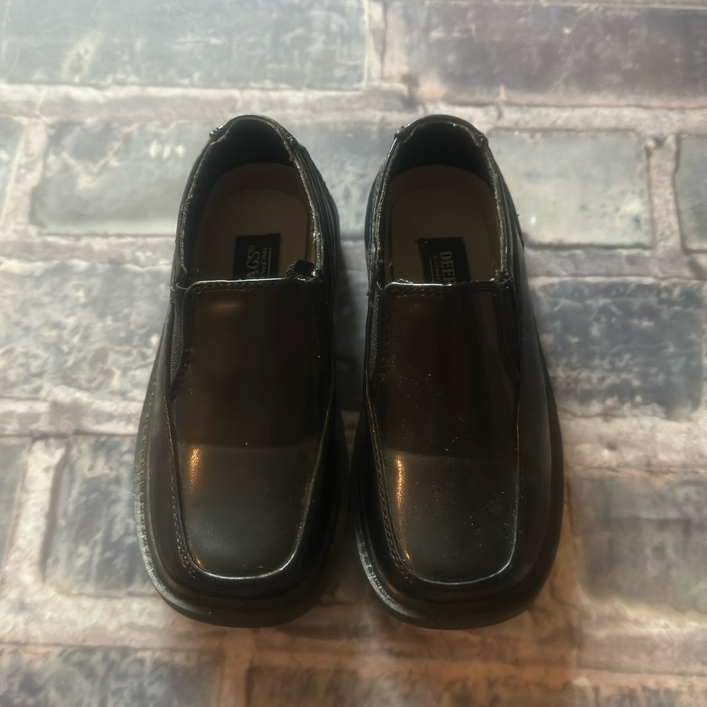 Deer Stags toddler boy dress shoes, size 9.5